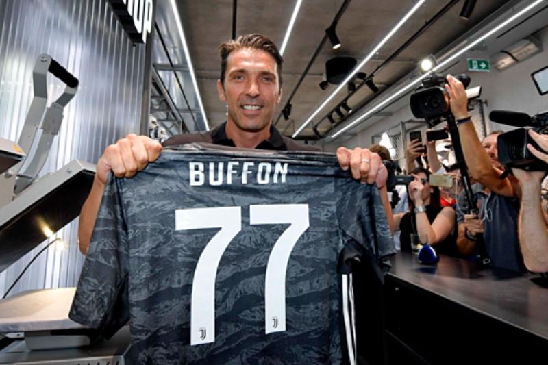 Số áo của Buffon tại các câu lạc bộ là gì?